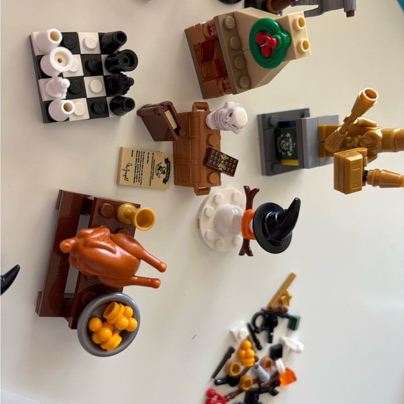 LEGO Wizarding World Advent Calendar (no box) - Picture 3 of 5